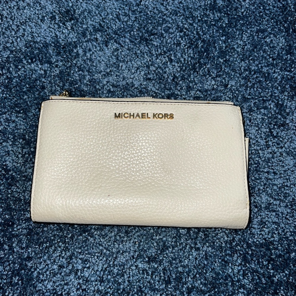 Michael Kors wallet